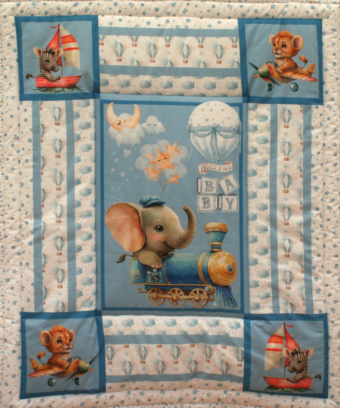 ELEPHANT TRAIN COT QUILT | EXPLORER COLLECTION