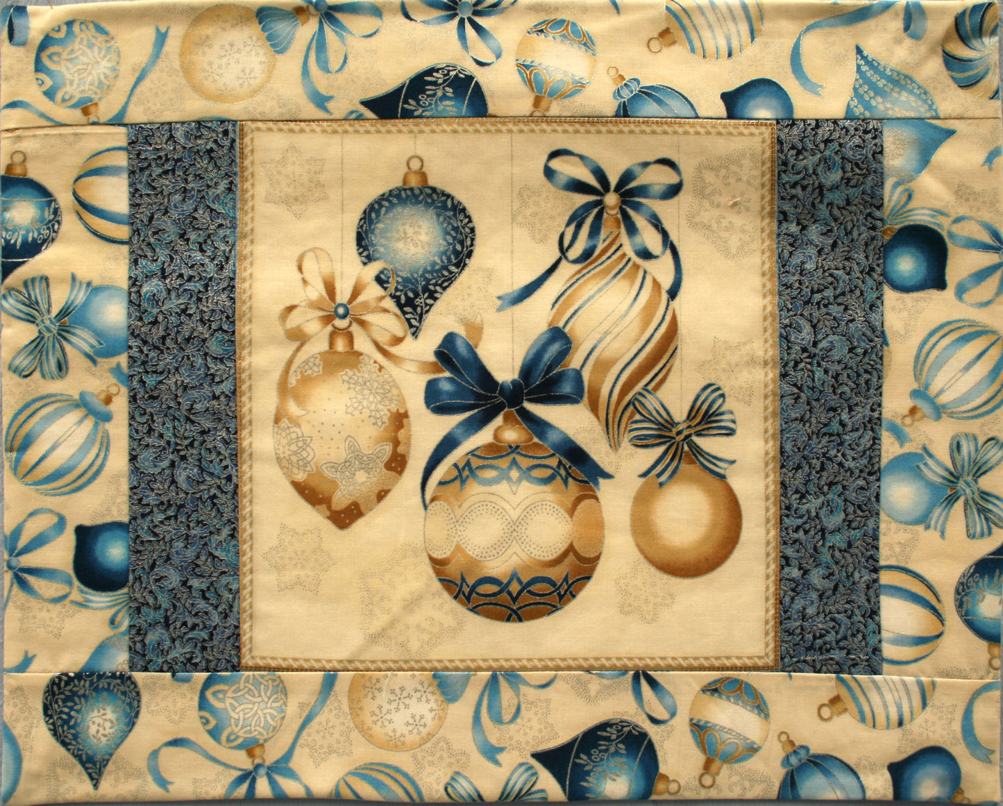 Christmas Fabric Placemat - Blue & Gold (Set of 4)