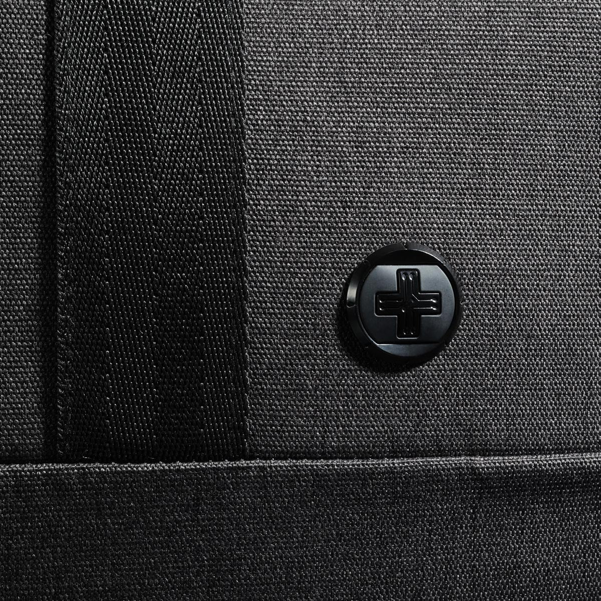 SD5502 Swissdigital Arosa Duffle Bag | 37 LTR CAPACITY