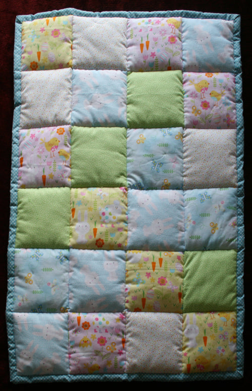 BASSINET QUILT 5 - Bunnies