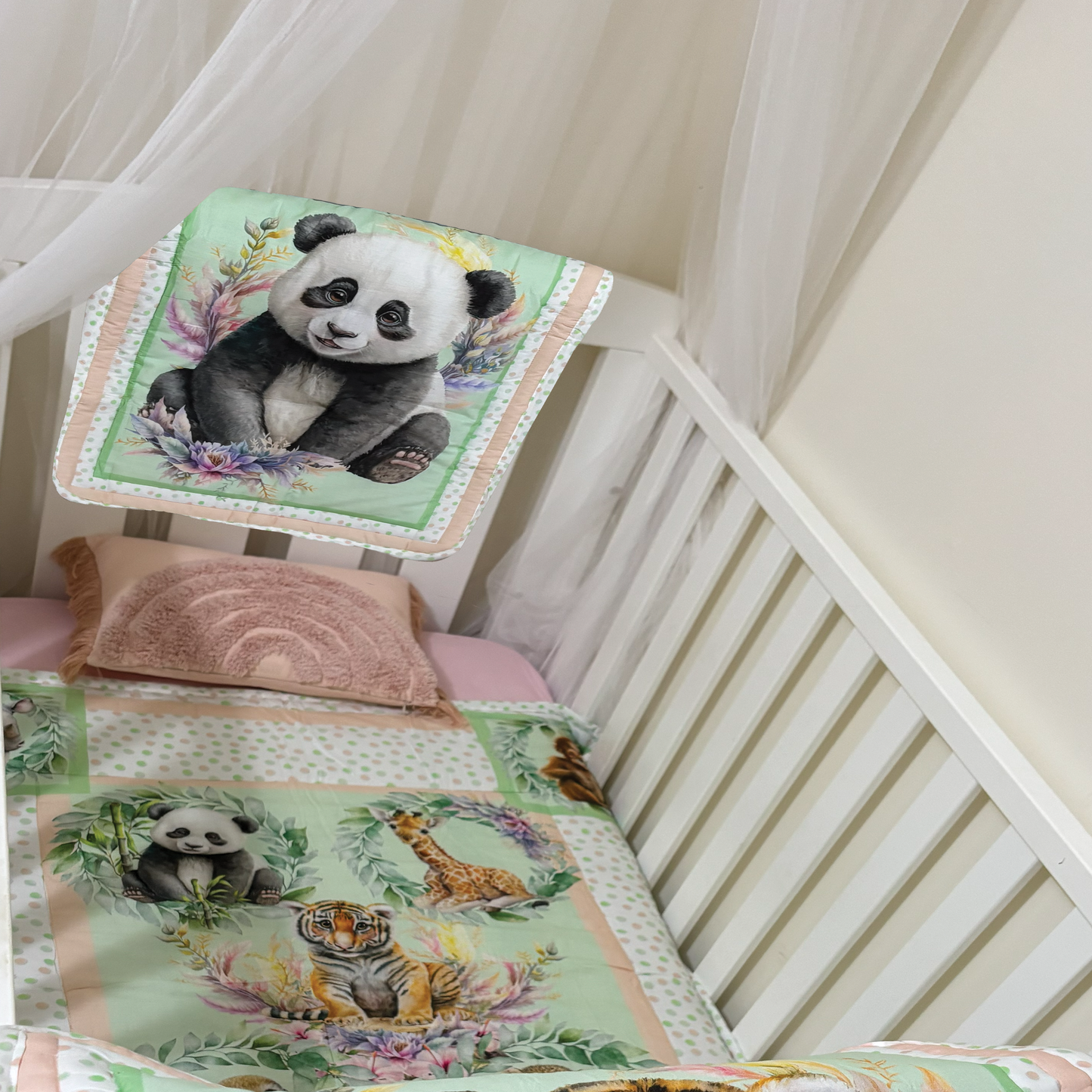 JUNGLE ANIMALS COT QUILT | JUNGLE COLLECTION