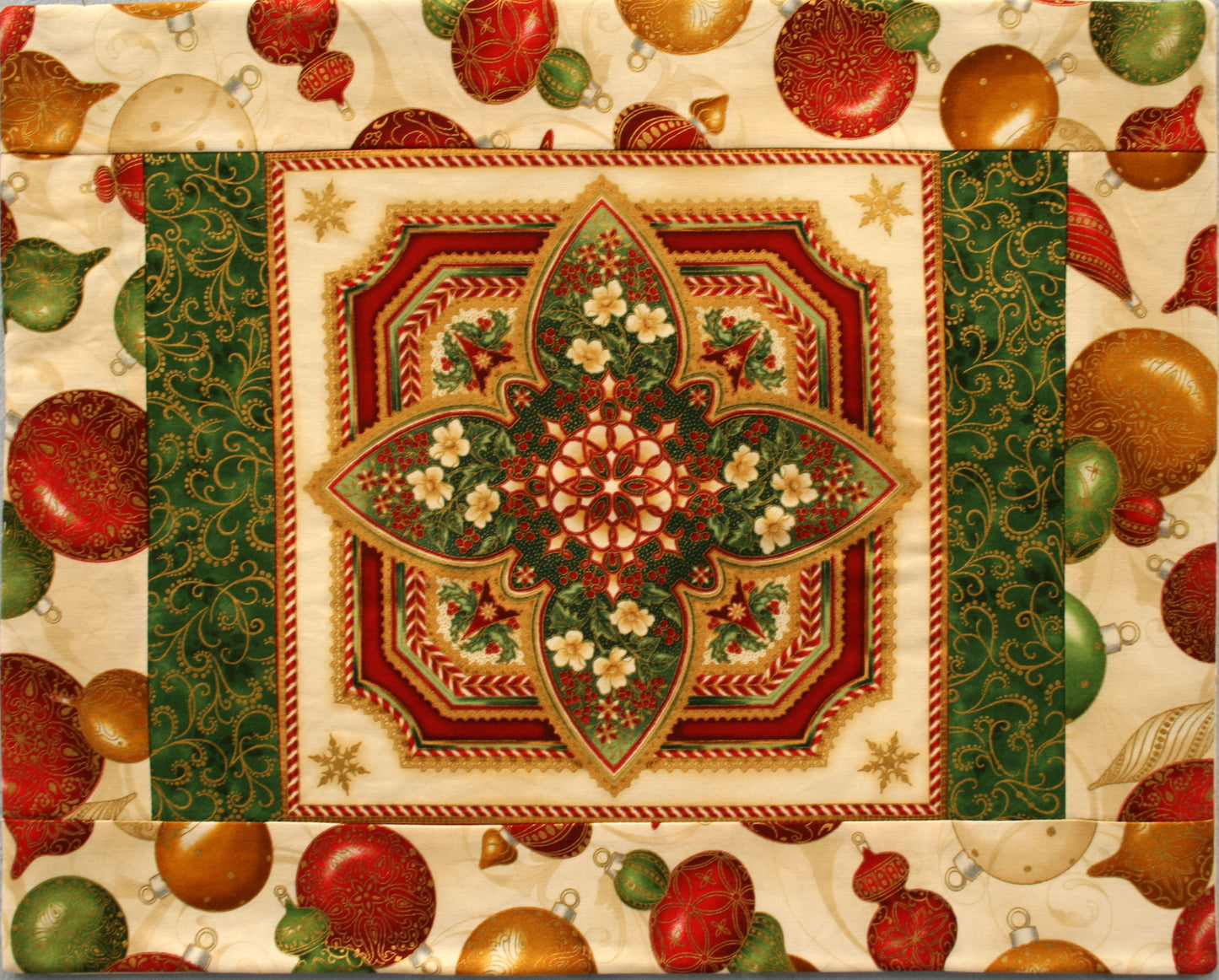 Christmas Fabric Placemat - Red Green & Gold (Set of 4)