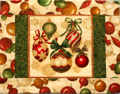 Christmas Fabric Placemat - Red Green & Gold (Set of 4)