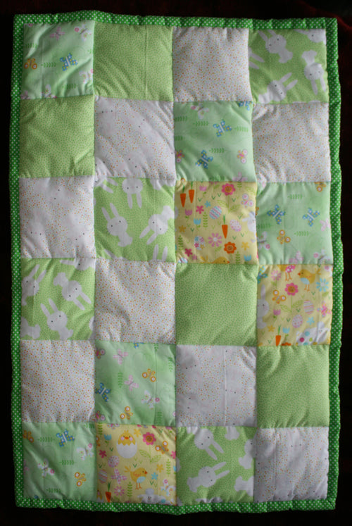 BASSINET QUILT 9 - Bunnies