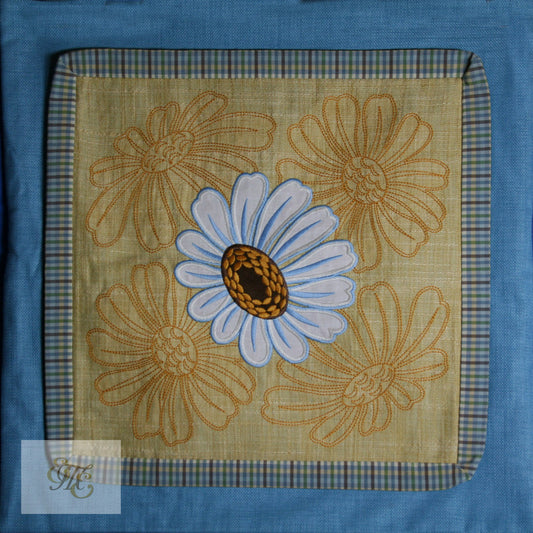 Pillow - Daisy