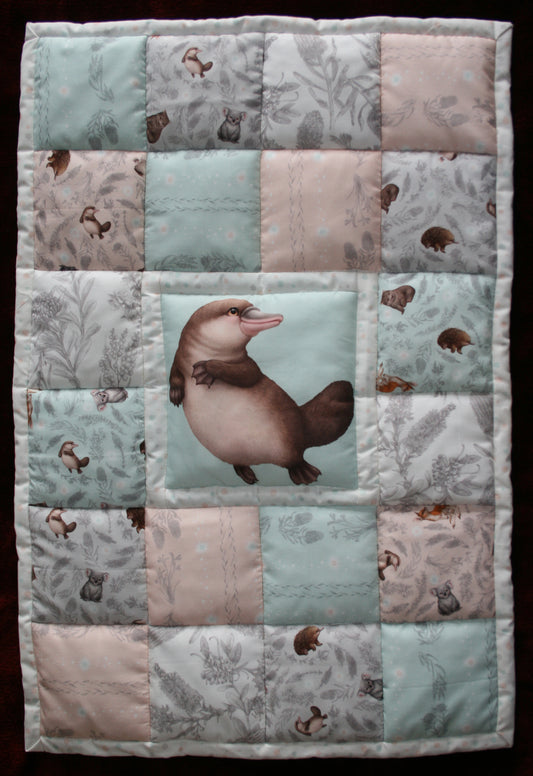 BASSINET QUILT - Australiana - Platapus